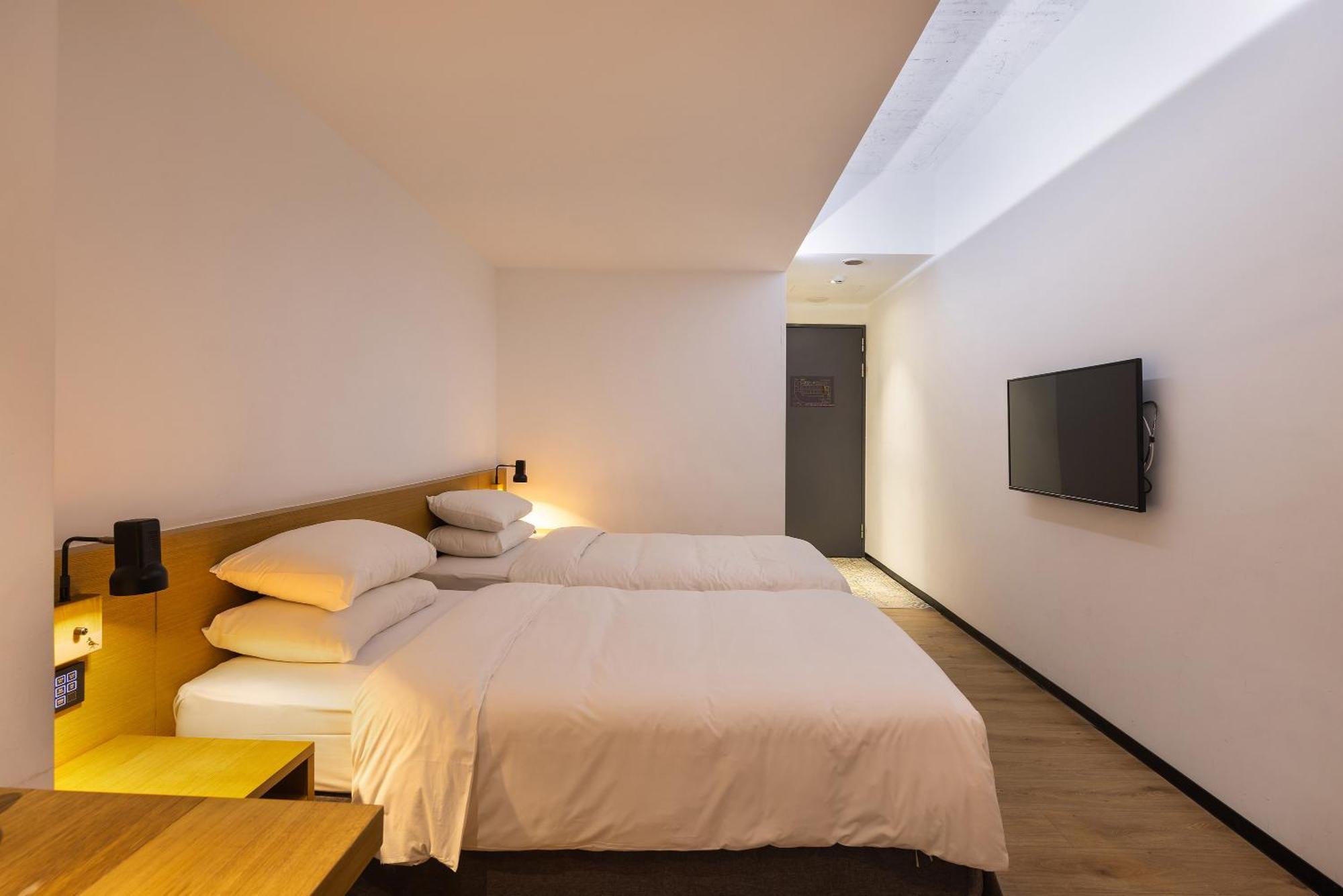 Bluesky Hotel Taichung Habitación foto